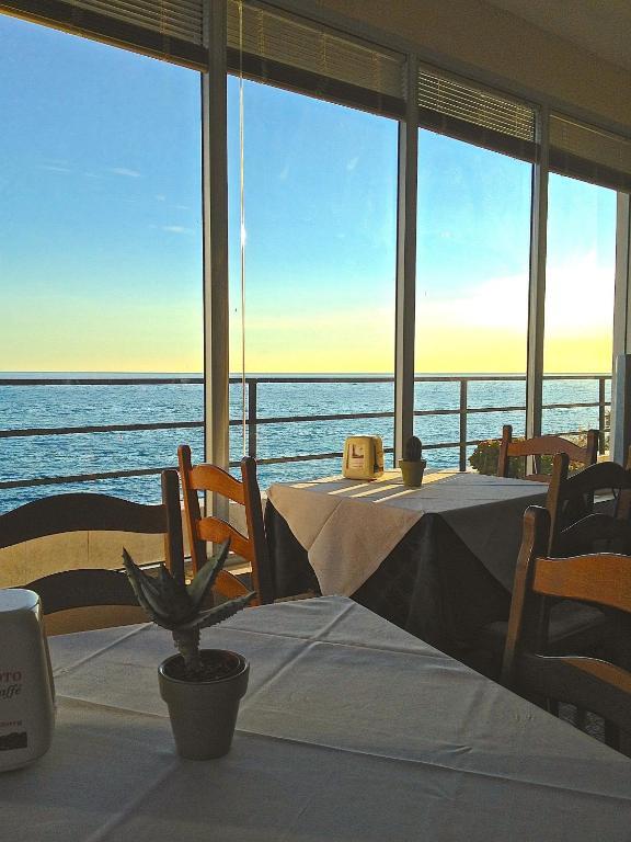 Hotel La Scogliera Cavi di Lavagna Eksteriør billede
